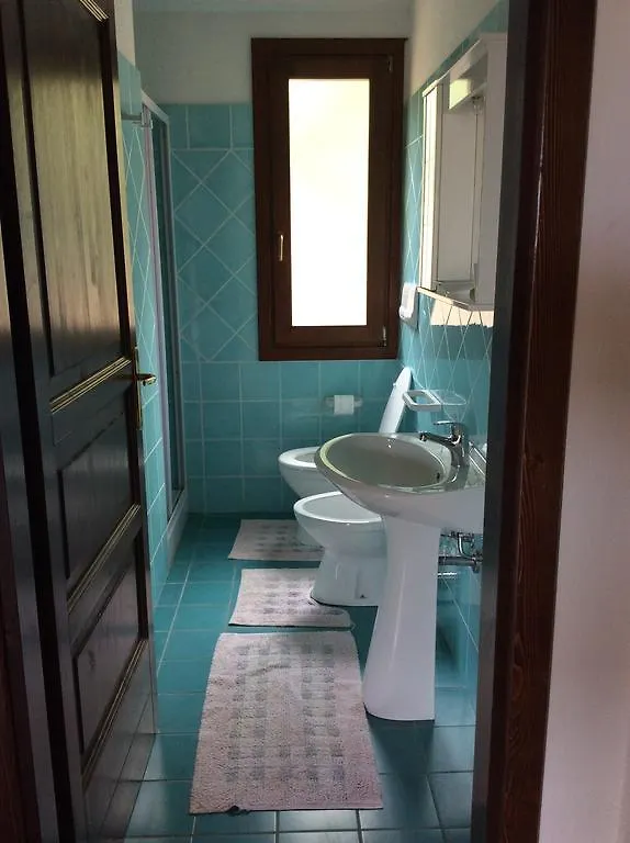 Casa Vacanze Residence I Delfini Badesi Apartment